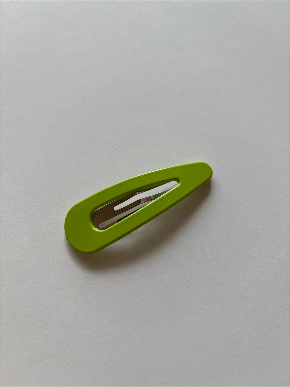 Matcha Green Teardrop Snap Hair Clip